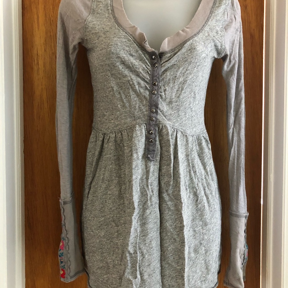 Free People embroidered long sleeve tunic Small